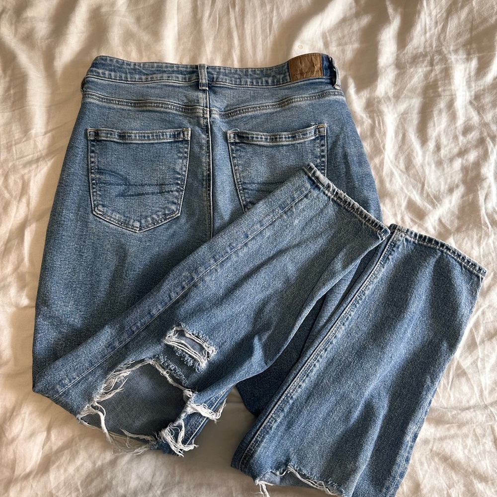American Eagle High Waisted Jeans